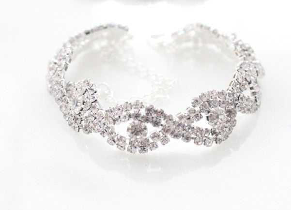 Wholesale Diamond Claw Chain Alloy Bracelets